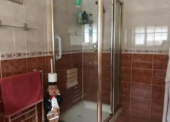 Private Comfortable Bedroom